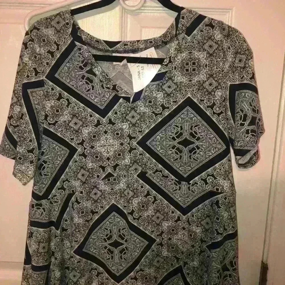 LuLaRoe Blue and white small Jana